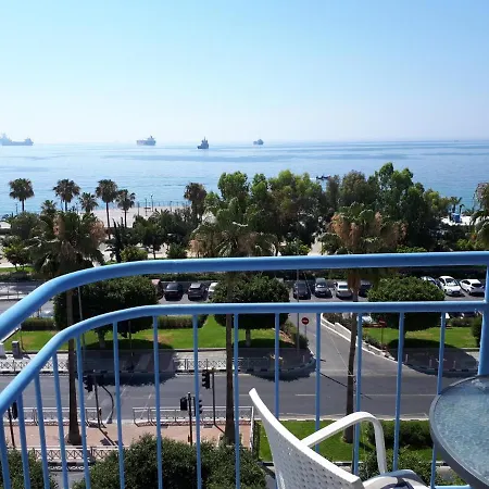 Sea Front & Center, Amazing Sea View *