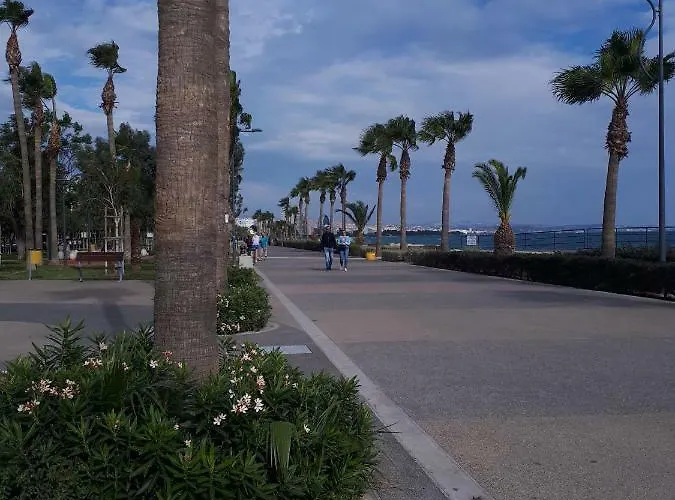 דירה Sea Front & Center, Amazing Sea View