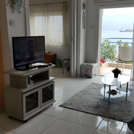 Sea Front & Center, Amazing Sea View * Limasol