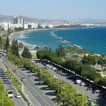 Sea Front & Center, Amazing Sea View *