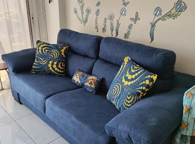 Sea Front & Center, Amazing Sea View アパート *