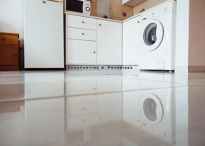 Apartamento Sea Front & Center, Amazing Sea View Limassol