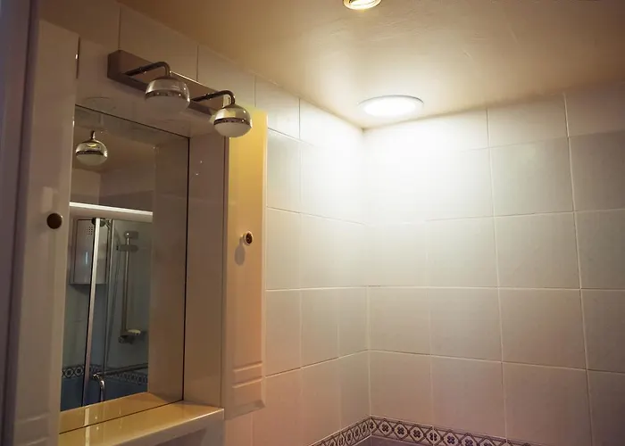 Sea Front & Center, Amazing Sea View Apartamento Limassol