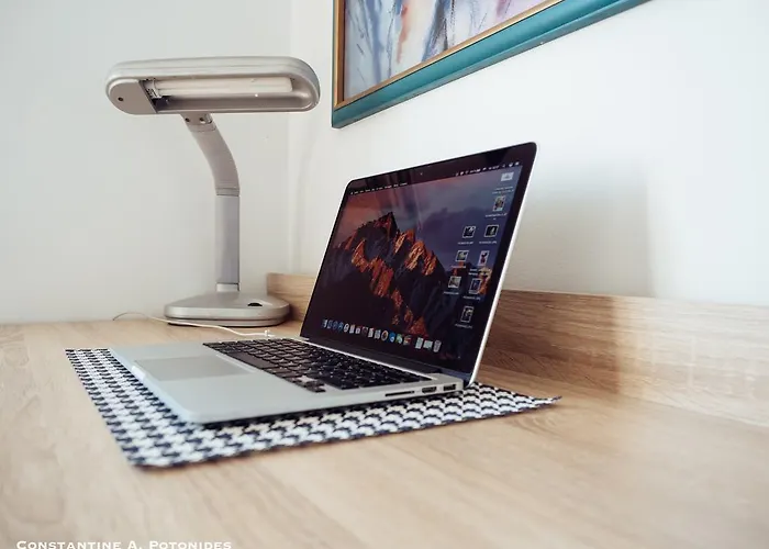 Sea Front & Center, Amazing Sea View Apartamento *