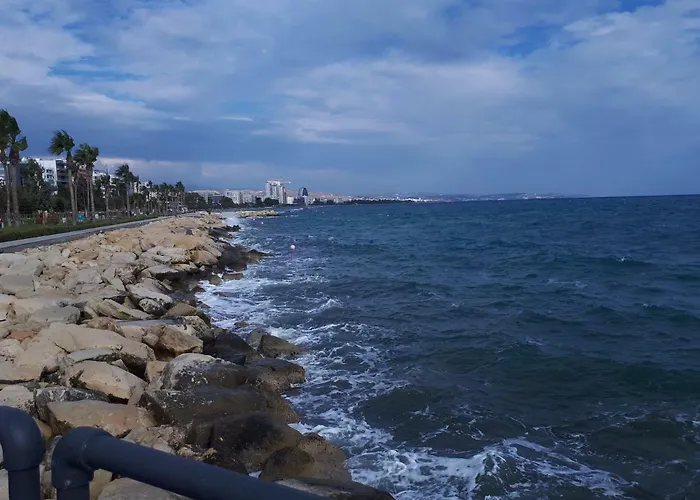 Sea Front & Center, Amazing Sea View * Limassol