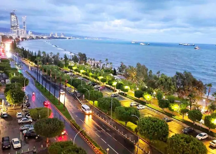 Sea Front & Center, Amazing Sea View 레메소스